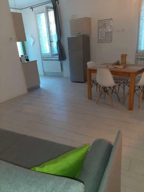 Appartement Il Cortile à Clusane Extérieur photo